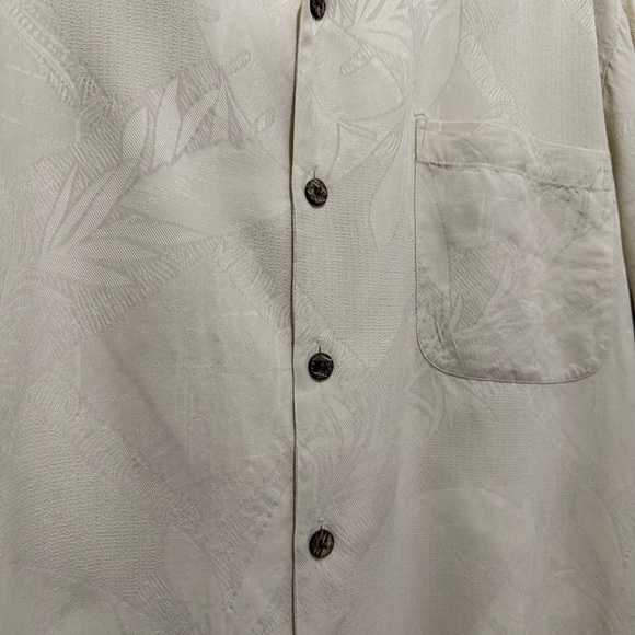 Tommy Bahama Shirt Mens Large L Ivory Hawaiian 100% Silk Floral - Picture 10 of 12